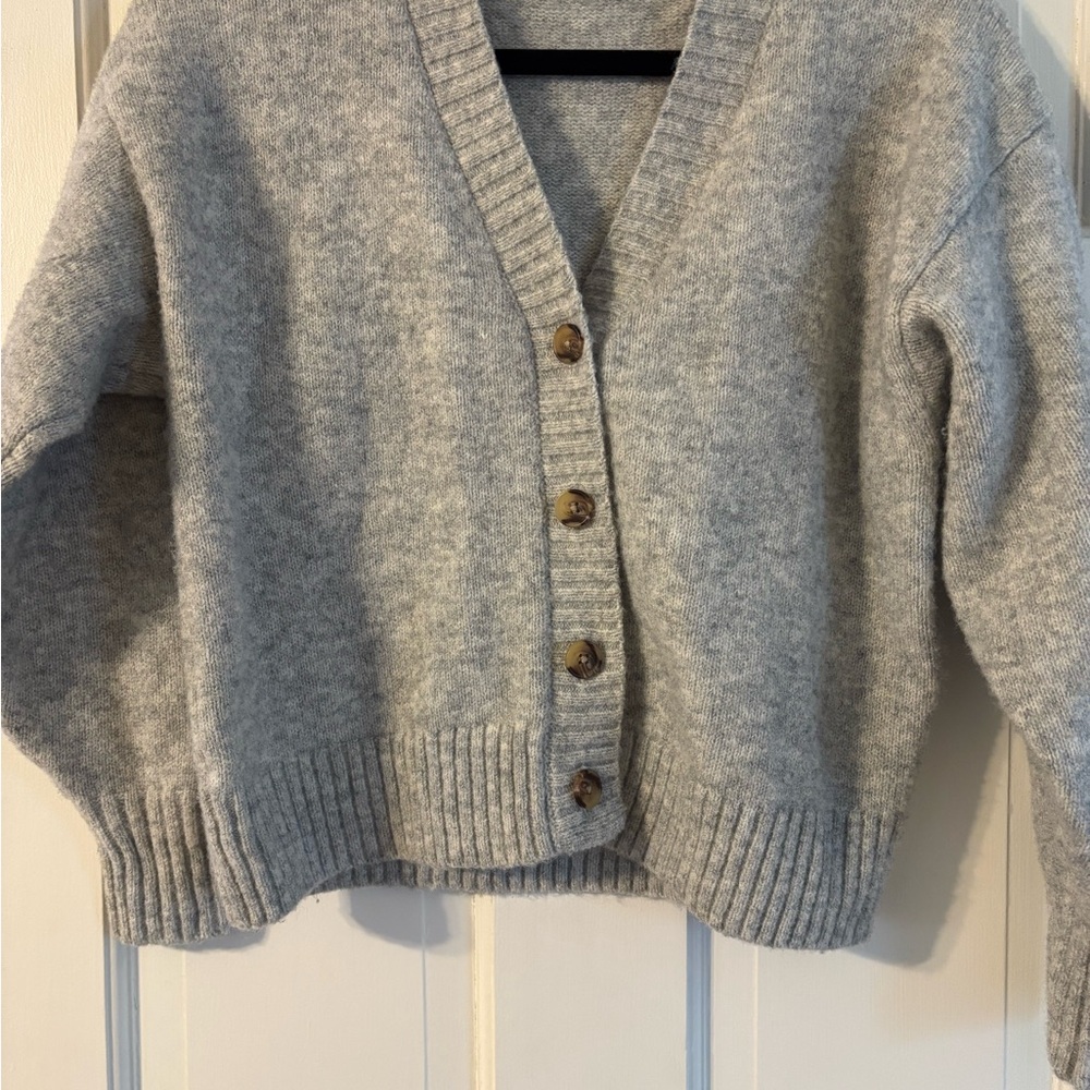 Old Navy Light Gray Women's Cardigan